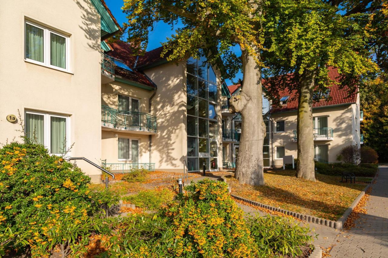 Ferienwohnung Moewe Mit Balkon, Nur 200M Bis Zum Strand Zempin Exterior photo